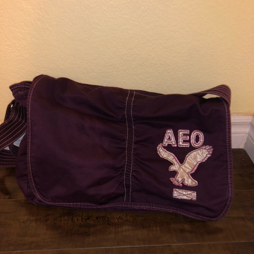 American Eagle messenger laptop bag